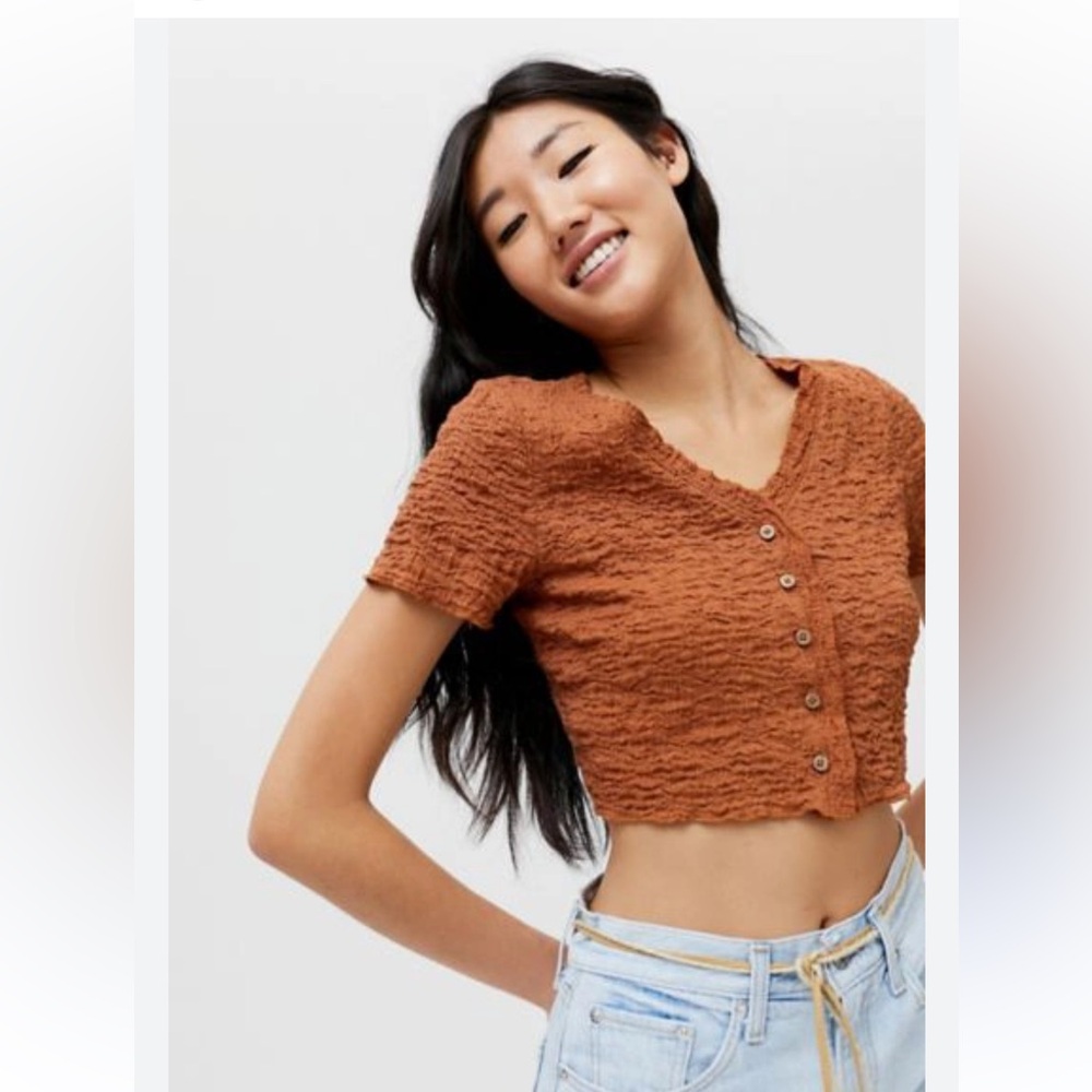 NWT Urban Outfitters Button-Up Cropped Top
